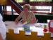 Karlócai Mariann dedikálja az új könyvét