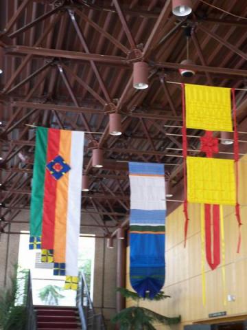 Részlet a 2008-as Origami zászlók pályázatra érkezett munkákból