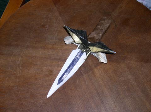  Jászberényi Balázs:Tőr